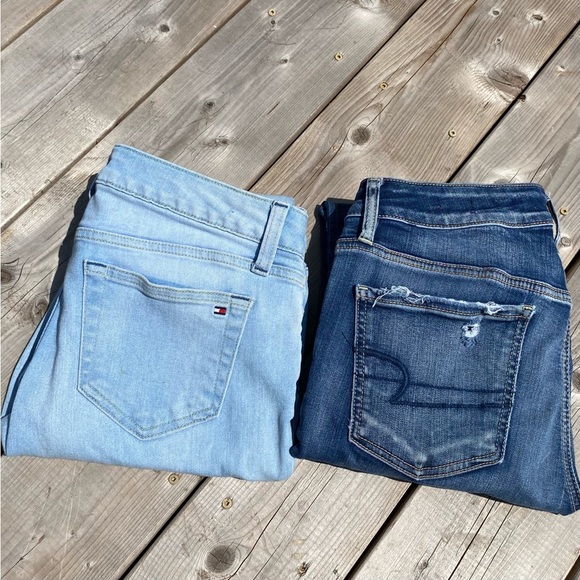 American Eagle Jeggings (ripped) size 10 & Tommy Hilfiger skinny Jeans size 8 - Picture 1 of 5